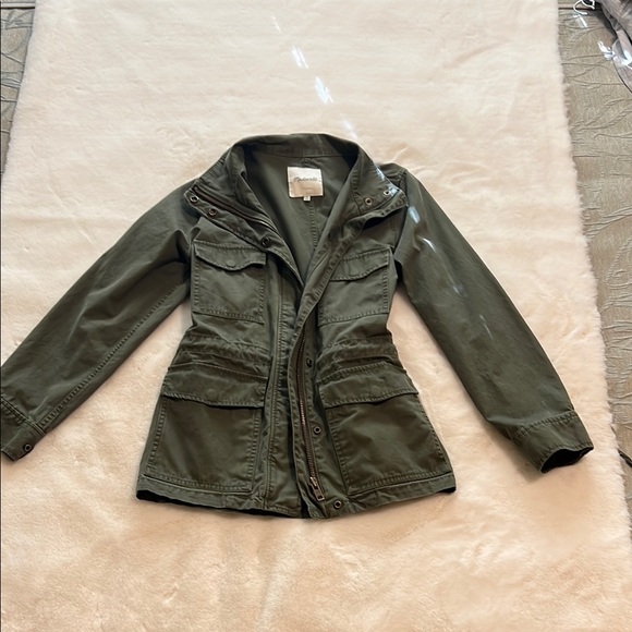 Madewell Utility Jacket in Army Green with adjustable waist Size XS - Picture 1 of 6